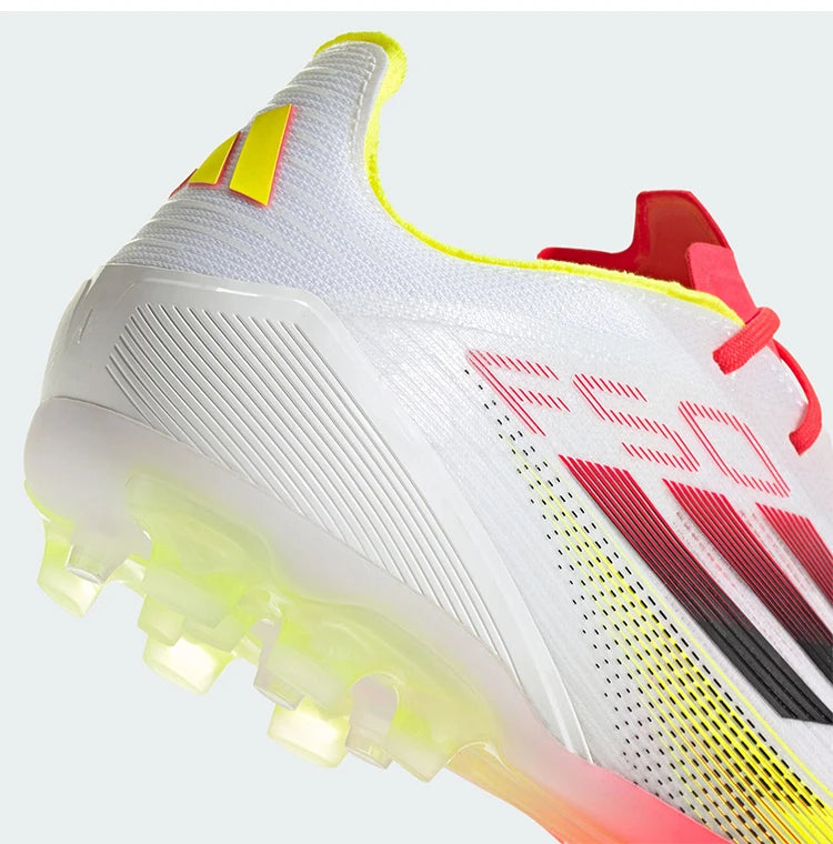 Adidasovi originalni novi moški in ženski športni nizki nogometni čevlji z oblazinjenim podplatom IE1273