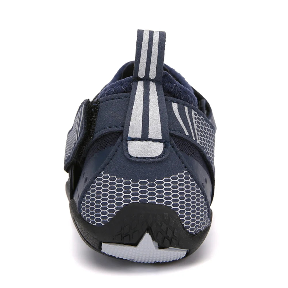 Kids Aqua Shoes Summer Beach Five Fingers Barefoot Water Shoes Swimming Lightweight Non-slip Seaside River Children Sneakers