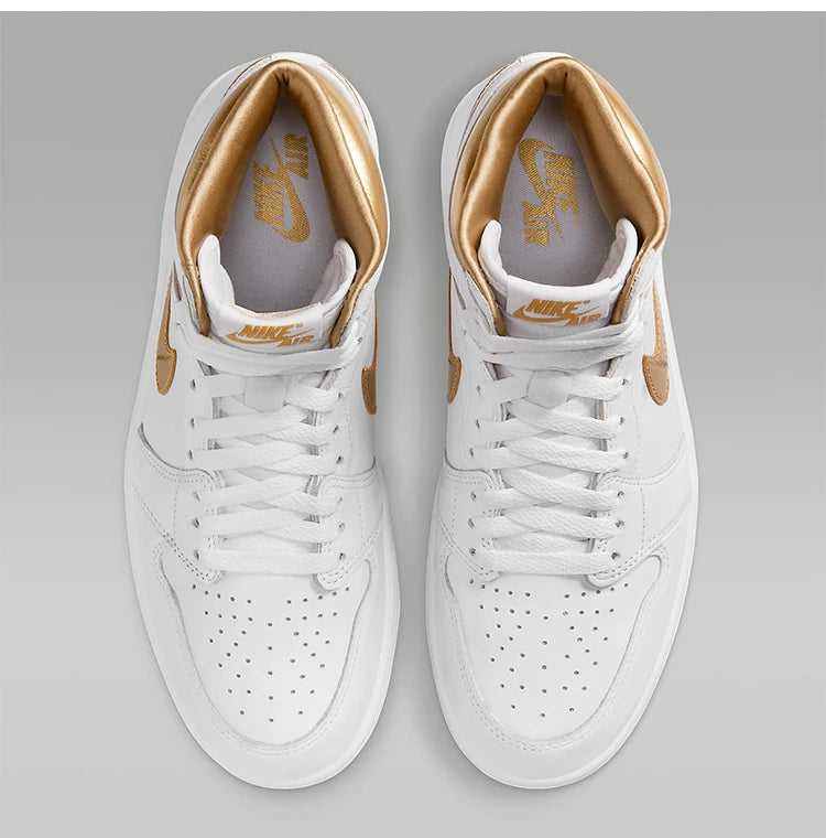 Sneakers da donna Nike Authentic Jordan 1 Retro HI OG Replica FD2596-107
