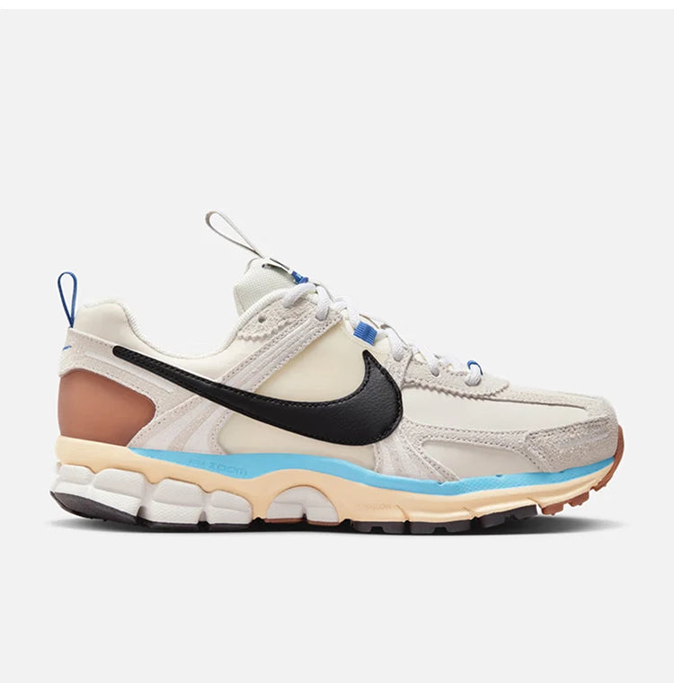 Nike uradni originalni ženski retro tekaški copati Zoom Vomero 5 z zračnim podplatom HF4524-111