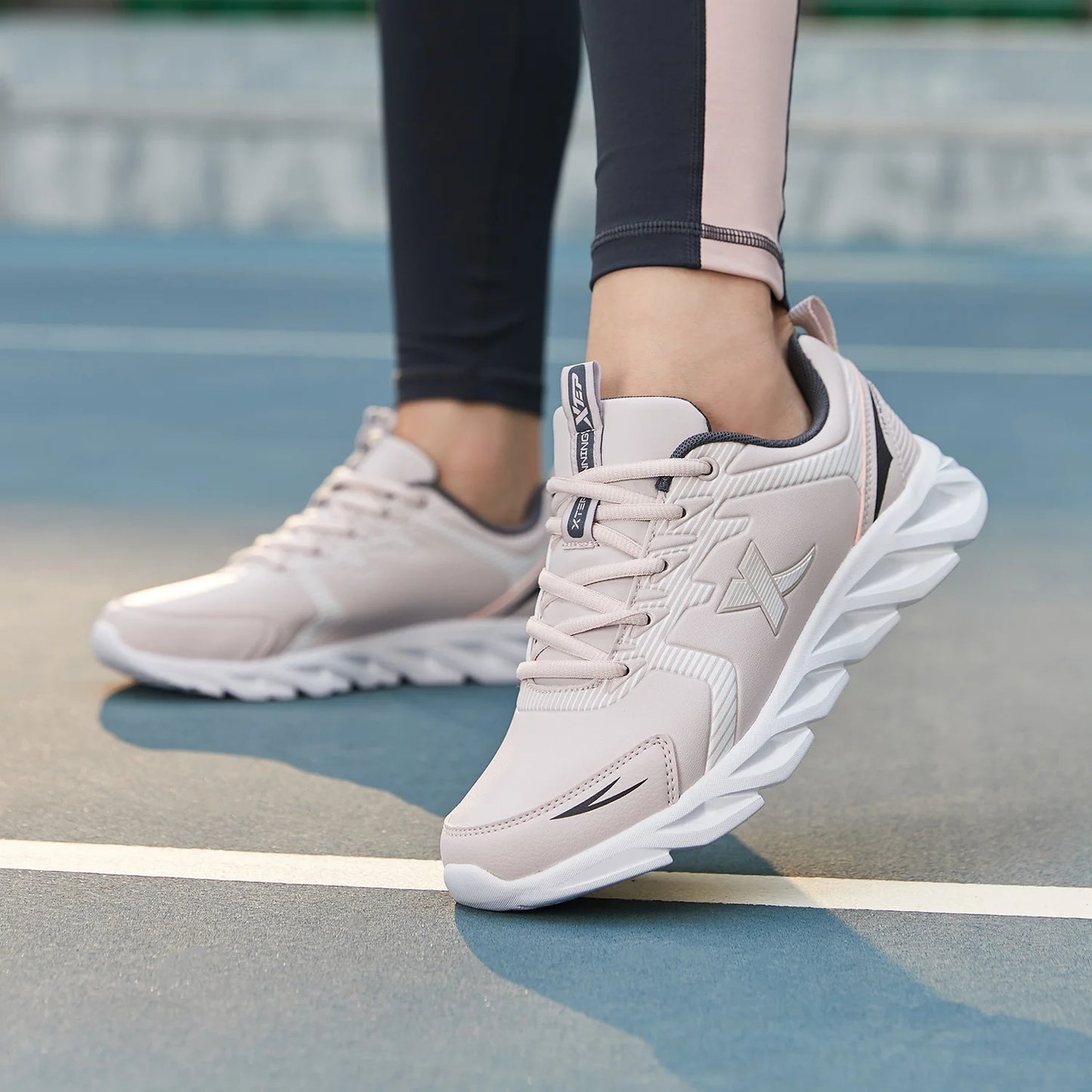 Xtep Running Shoes Non-Slip Soft Women’s Sports Shoes Leather Upper Shock Absorption Female Sneakers 879318110073