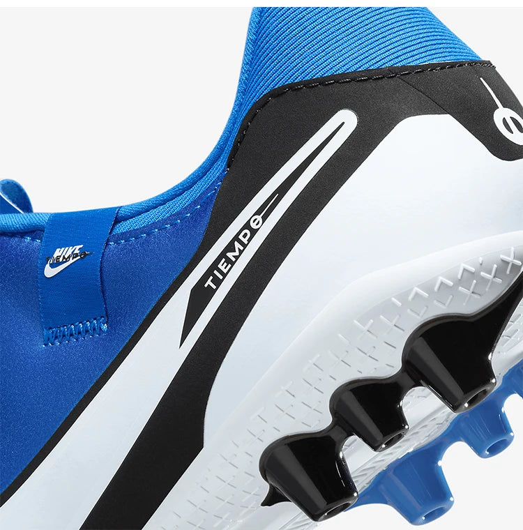 Nike originalni novi moški nogometni čevlji z nizkim zgornjim delom iz umetne trave, lahki, model DV4340-400