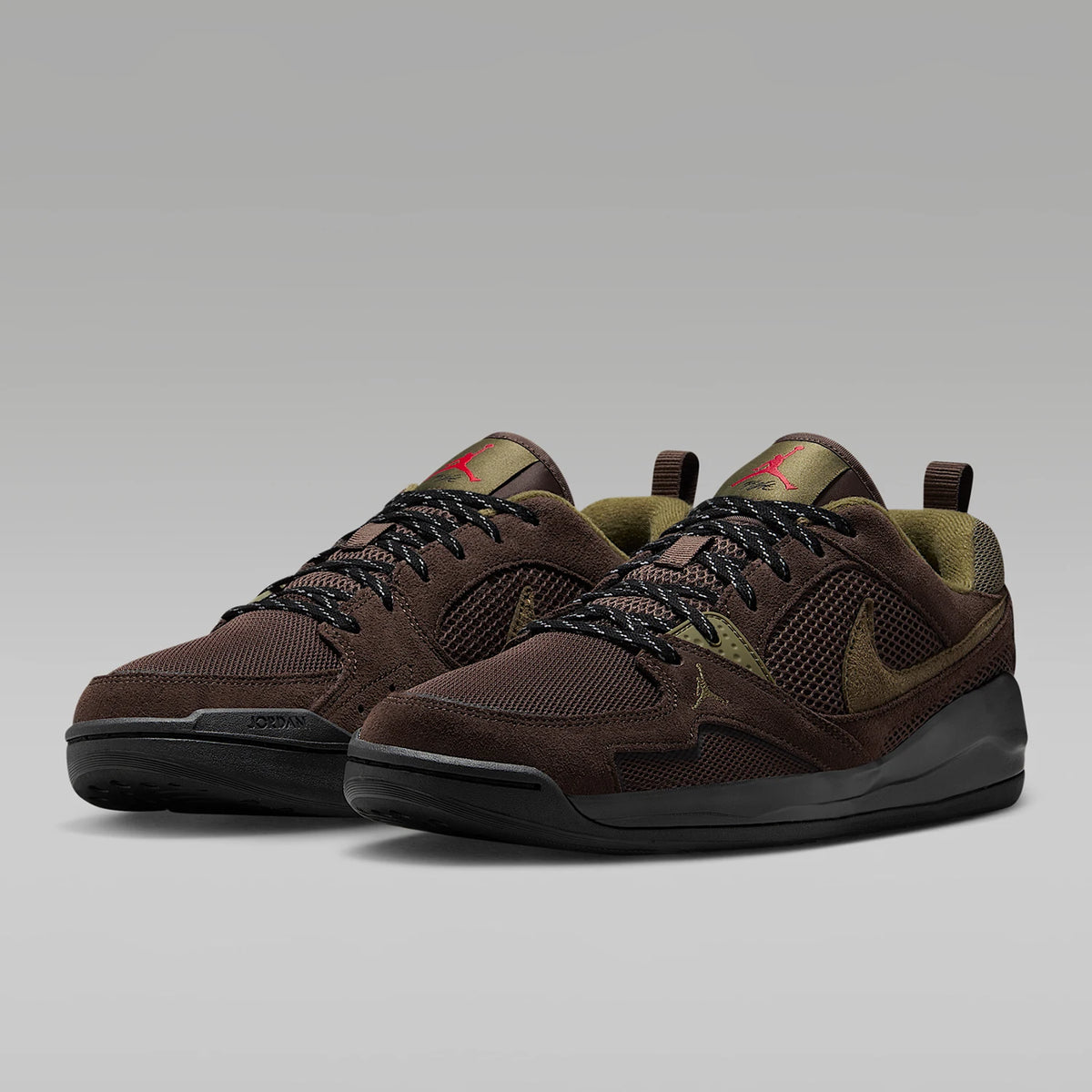 Nike originalni JORDAN moški dihalni mrežasti športni čevlji za košarko z oblazinjenim podplatom HJ6777-200