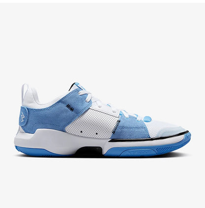 Nike hivatalos, eredeti JORDAN férfi sportos, praktikus, kopásálló edző- és kosárlabdacipő FD2336-104