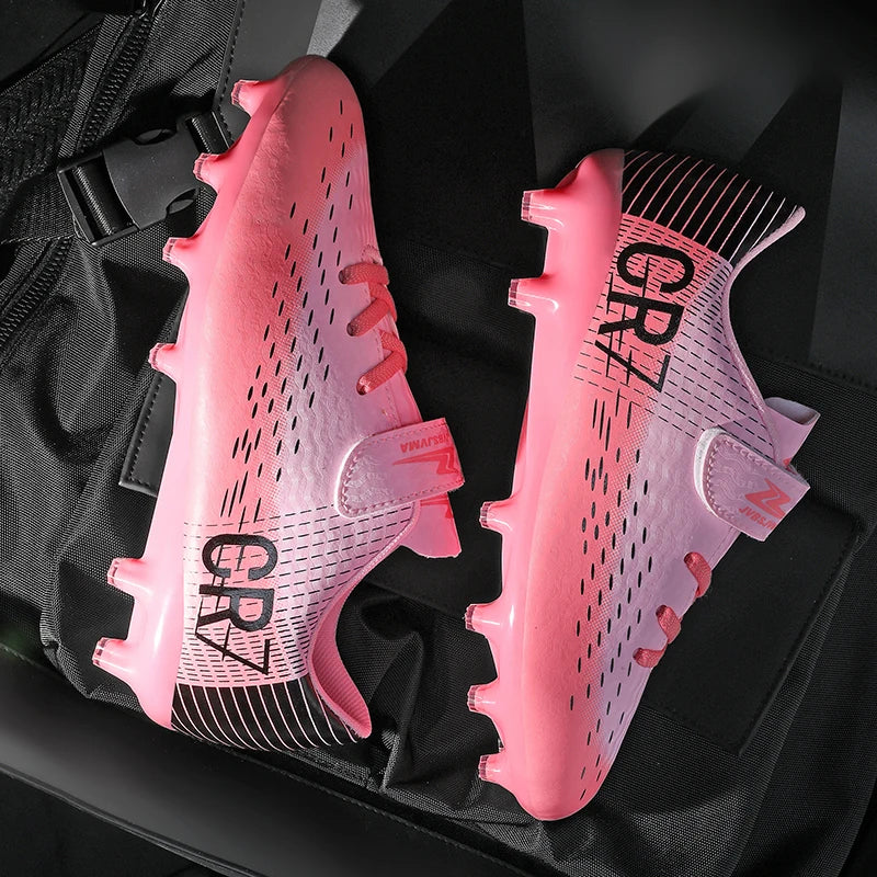 Nouvelles chaussures de football montantes à crampons longs pour adolescents et étudiants, adaptées aux garçons et aux filles, élégantes, durables et tendance