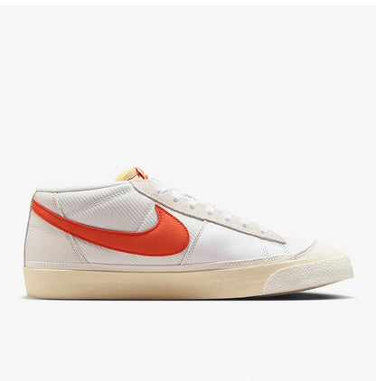 Nike originalni novi moški nizki skate čevlji FJ3694-101