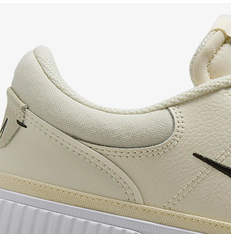 Официални леки дамски маратонки Nike Court Legacy FV5526-100