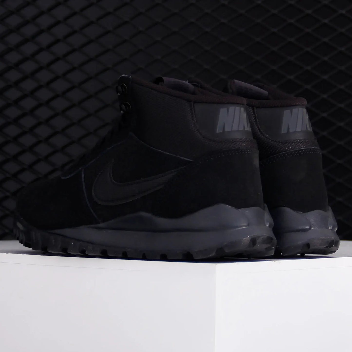 Nike Original New Hoodland Wildleder-Outdoor-Schuhe, abriebfest, 654888-090