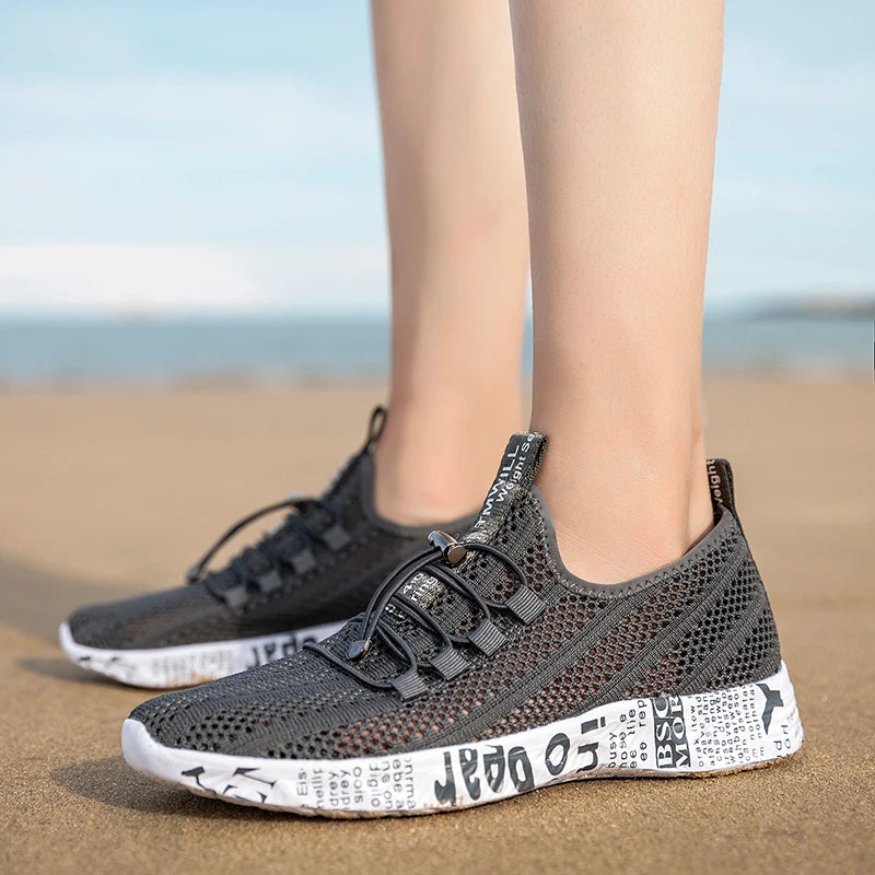 Men and Women Aqua Shoes, Wading Water Upstream Outdoor Sports Beach Sneakers, Canyoning Camping Amphibious River Tracing Creek