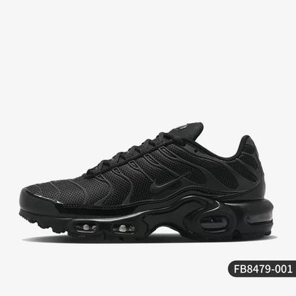 Nike originalni ženski tekaški copati Air Max Plus z zračno blazino FB8479-001