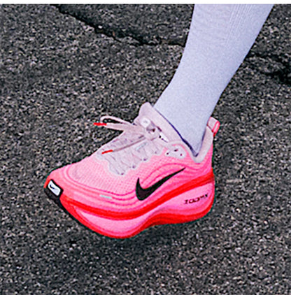 Nike Genuine Vomero Plus ženski mrežasti dihalni tekaški copati za tek po cesti HV8154-604