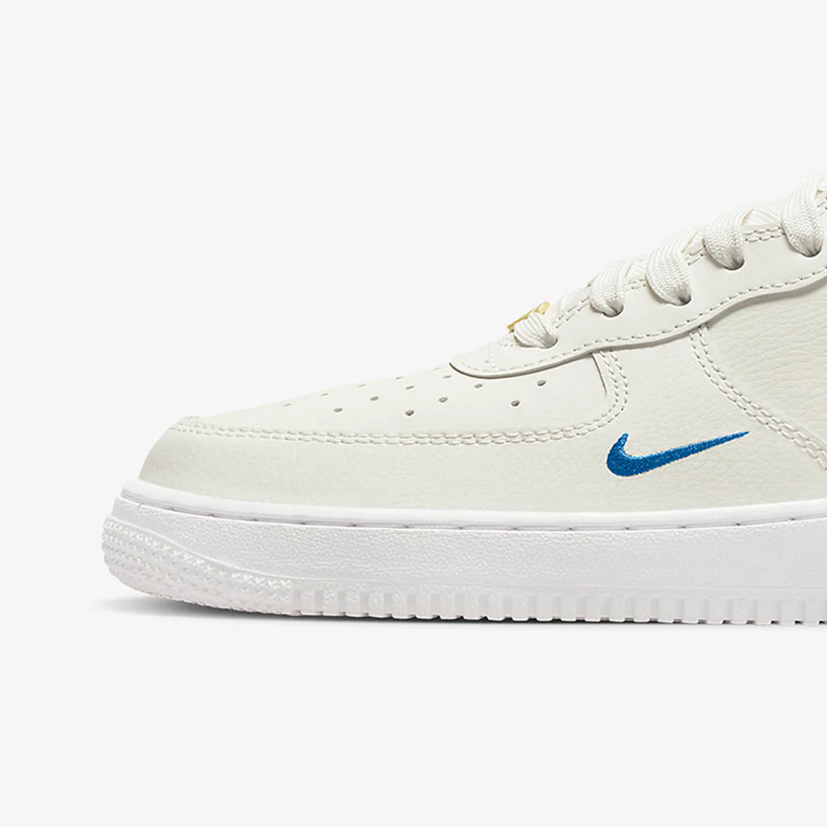 Nike Air Force 1 07 Se da donna, scarpe da skate alte e traspiranti DQ7584-100