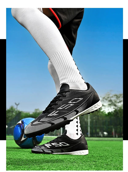 Nouvelles chaussures de football pour hommes, chaussures de sport respirantes, antidérapantes, de haute qualité, chaussures de football pour match en plein air, futsal, haute cheville, ultralégères