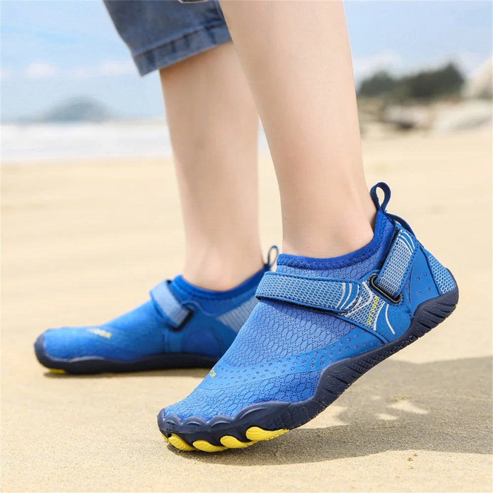 Kids Aqua Shoes Summer Beach Five Fingers Barefoot Water Shoes Swimming Lightweight Non-slip Seaside River Children Sneakers