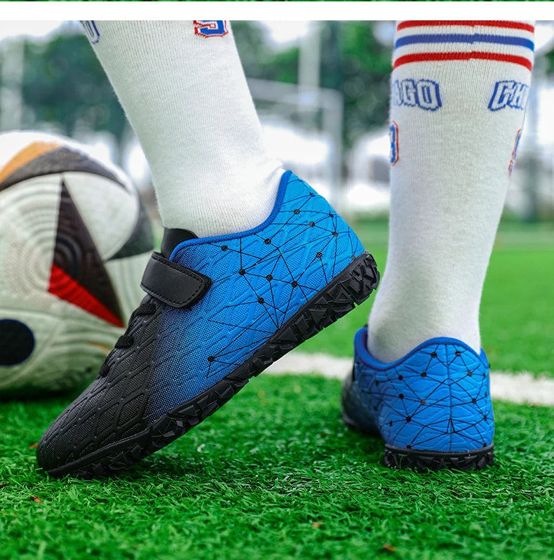 Vyriški futbolo bateliai, mergaičių futbolo bateliai su spygliais, lauko rungtynėms ir treniruotėms skirti sportiniai futbolo bateliai su ilgais spygliais, patogūs, kvėpuojantys, berniukams, neslystantys