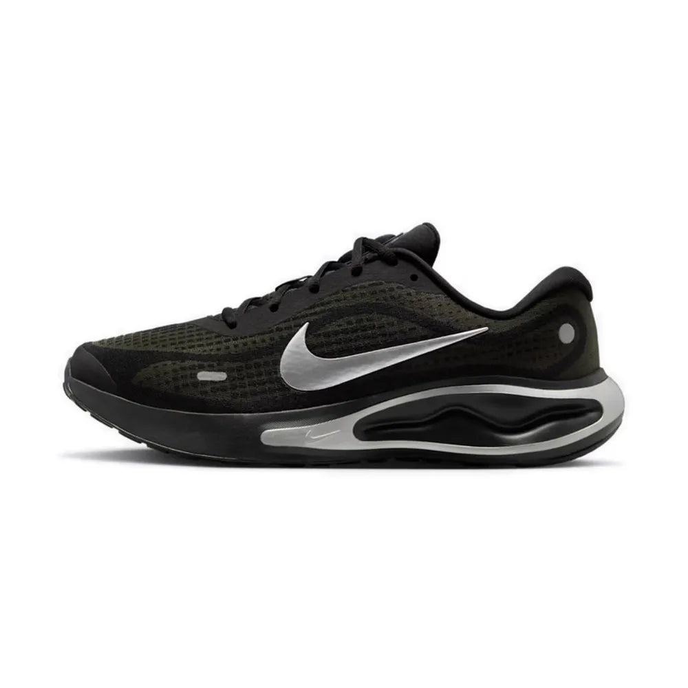 Tekaske copate Nike Journey Run Udobna blaženje, protizdrsne in trpežne Idealne za vsakodnevni trening IM3374-001