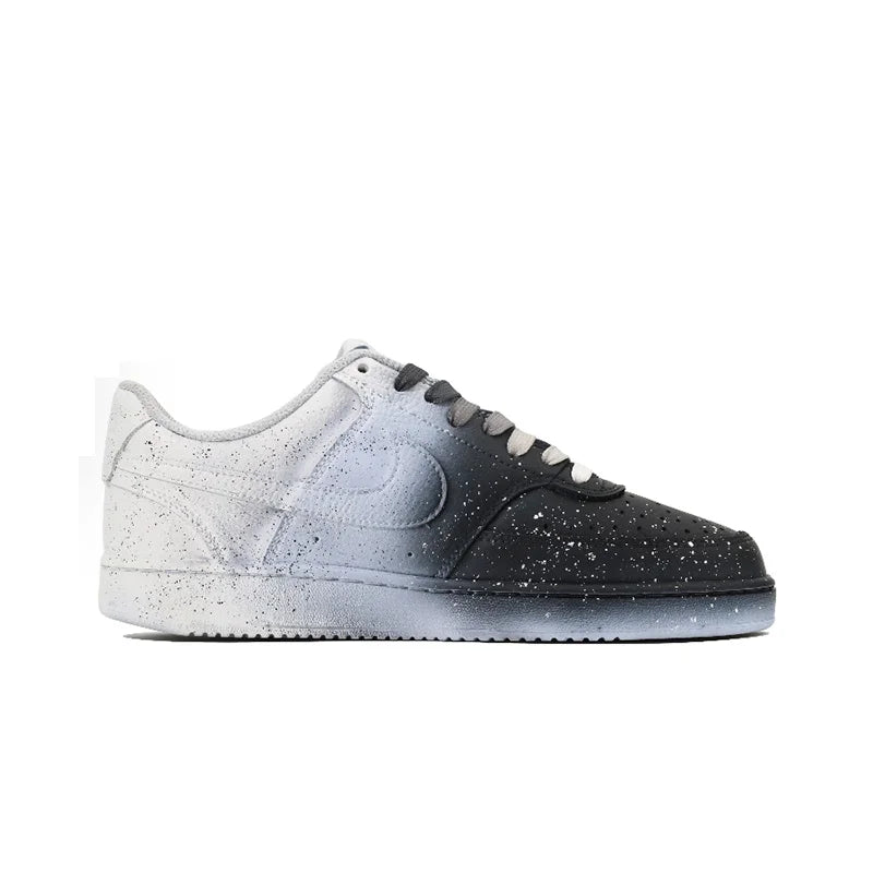 Individuell gestaltete Sneaker Nike Court Vision „Nightfall“ mit Farbverlauf, rutschfest, Unisex-Low-Top-Sneaker