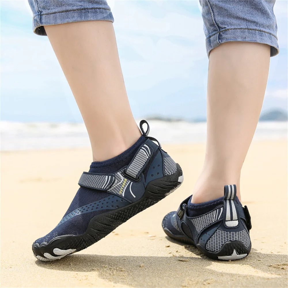 Kids Aqua Shoes Summer Beach Five Fingers Barefoot Water Shoes Swimming Lightweight Non-slip Seaside River Children Sneakers