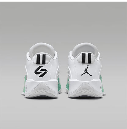 Nike originalne moške košarkarske copate JORDAN z oblazinjenim podplatom HQ5055-107