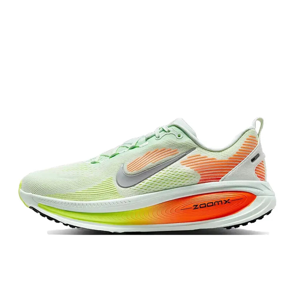Nike Vomero 18 Demping Ondersteuning Lichtgewicht Ideaal voor hardlopen en wandelen Comfortabele unisex hardloopschoenen HM6803-402