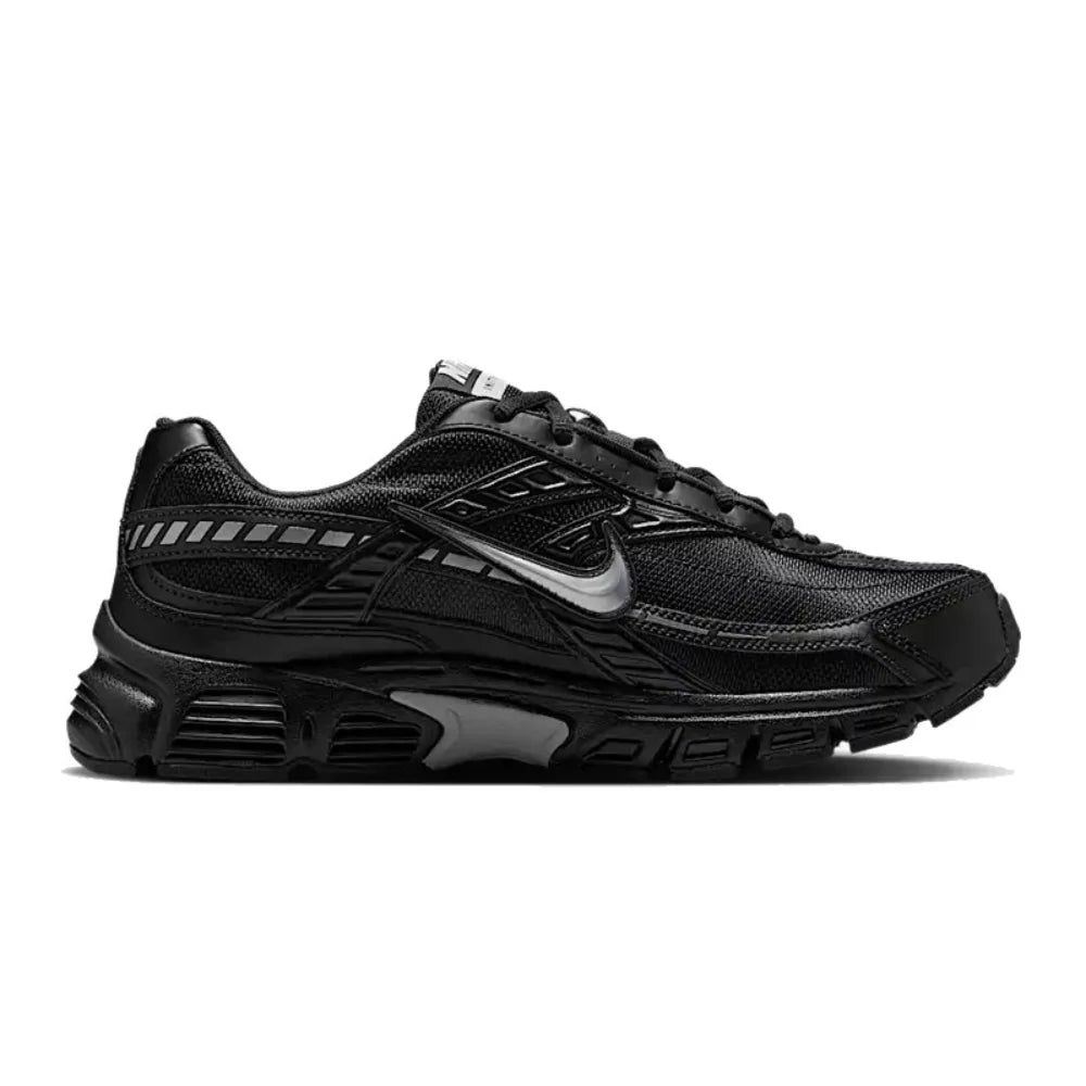 Nike INITIATOR Moška ura – protizdrsna in trpežna, udobna oblazinjenost, klasičen in vsestranski retro stil, moški model IB4595-001